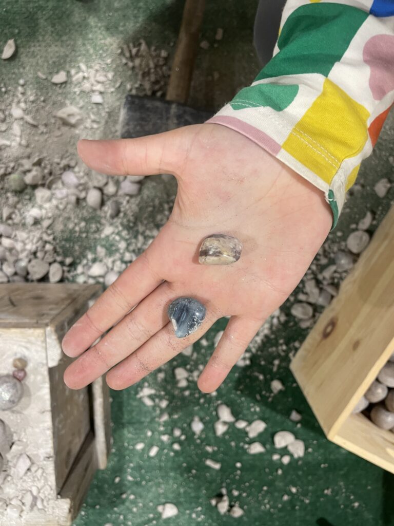 Wunderfunkel Geschenkset im Organzabeutel Kinderüberraschung Edelstein besonders