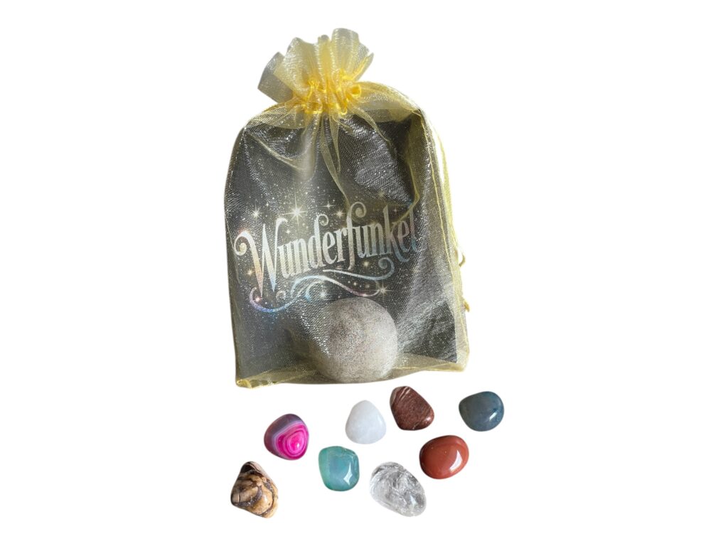 Was schenkt man zum Einzug? Welche Gastgeschenke aus Deutschland zum Schüleraustausch Du suchst ein Gastgeschenk für deine Austauschfamilie, als Au-pair oder bei einer Auslandsreise? Entdecke besondere Mitbringsel aus Deutschland Was kommt in die Zuckertüte? Was schenke ich meinem Mann zum Hochzeitstag? Wunderfunkel Geschenkset im Organzabeutel Wunderfunkel Geschenkset im Organzabeutel Welche ausgefallenen Gastgeschenke gibt es für eine Hochzeit? Was kommt in die Schultüte zur Einschulung?